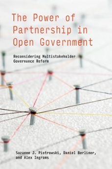 -suzanne j. piotrowski-daniel berliner-alex ingrams-9780262372084