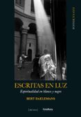 ESCRITAS EN LUZ